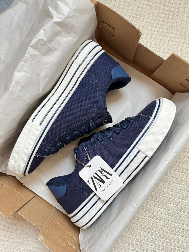 کتونی زارا سرمهای زنانه | ZARA