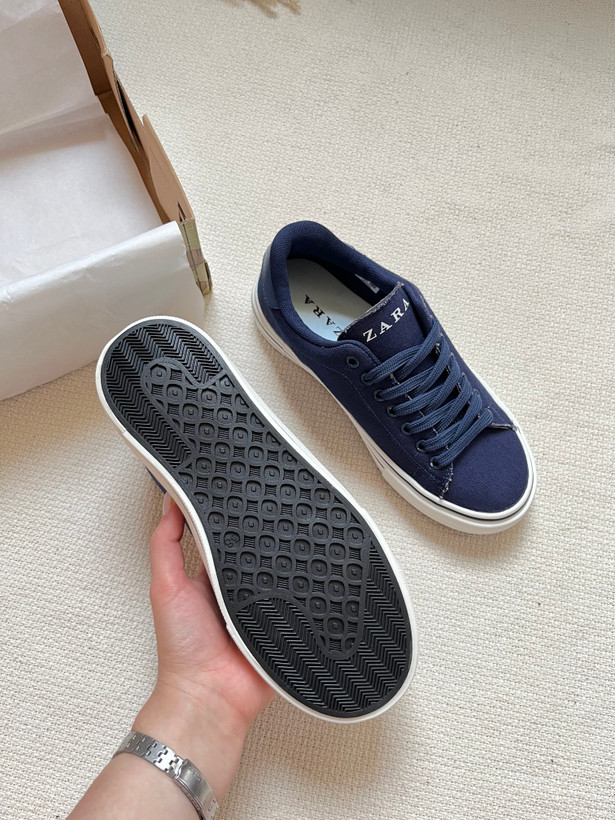 کتونی زارا سرمهای زنانه | ZARA